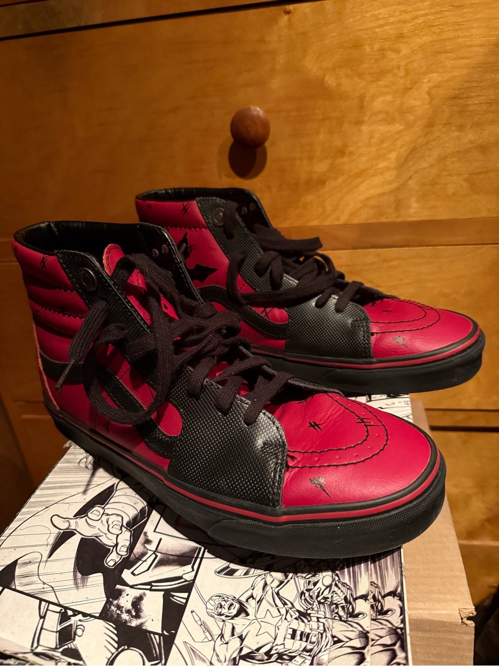 Vans x Marvel Deadpool Sk8 hi shoes